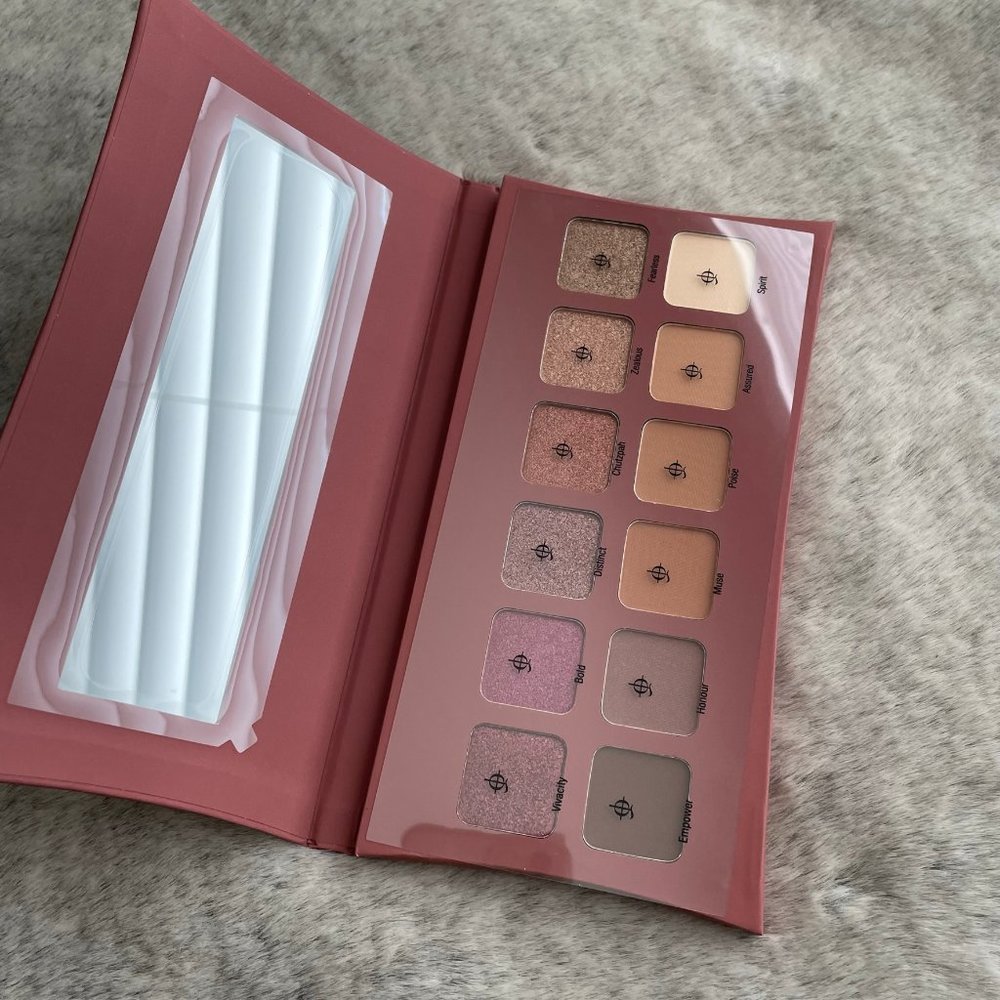 Illamasqua Unveiled Artistry Palette